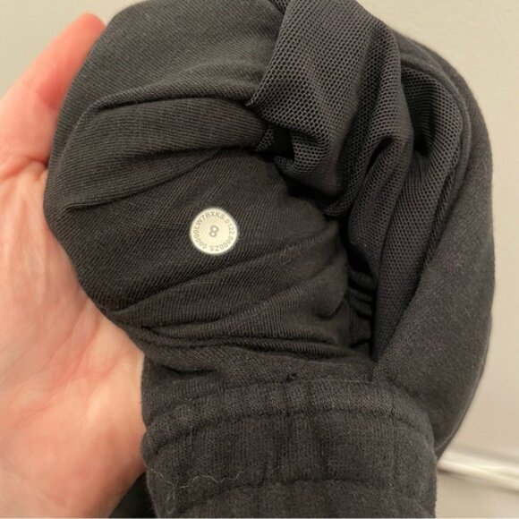 lululemon Loungeful High-Rise Short 7inch - Picture 6 of 9